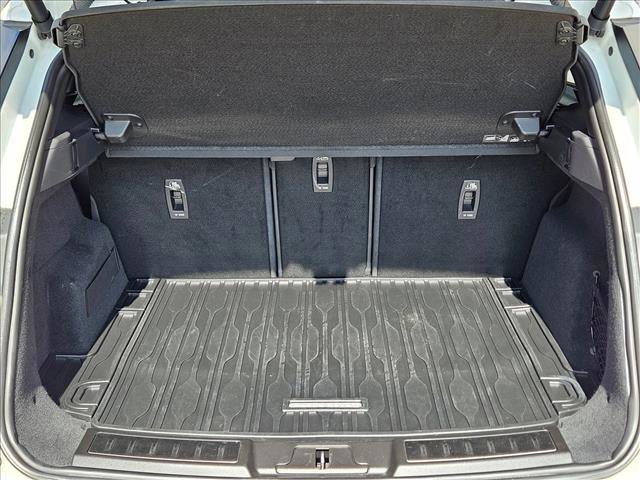 Used 2020 Land Rover Range Rover Evoque R-Dynamic HSE image 6