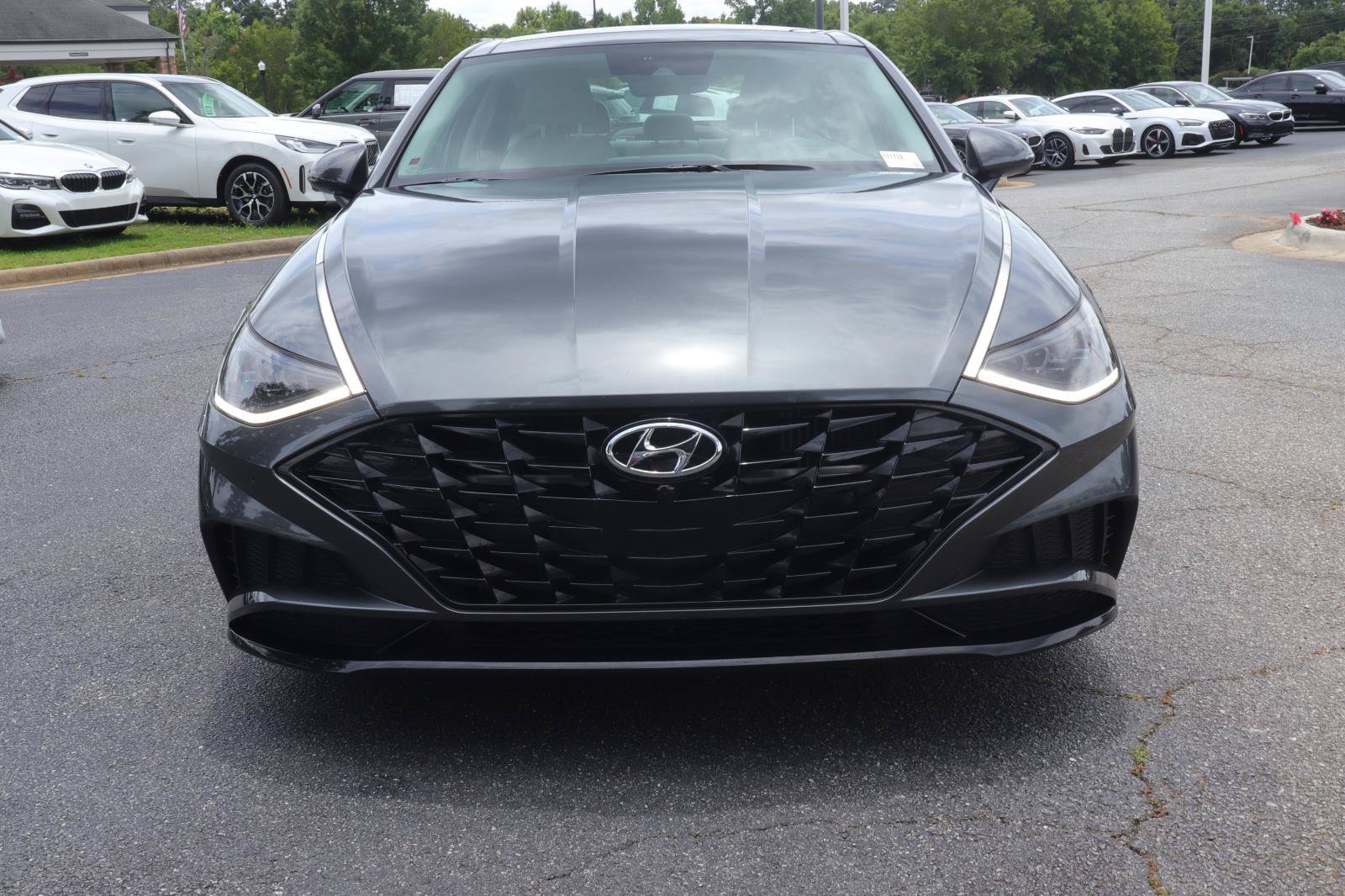 Used 2023 Hyundai Sonata Limited FWD image 2