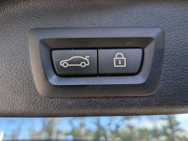 Used 2021 BMW X5 sDrive40i w/ Convenience Package RWD image 43