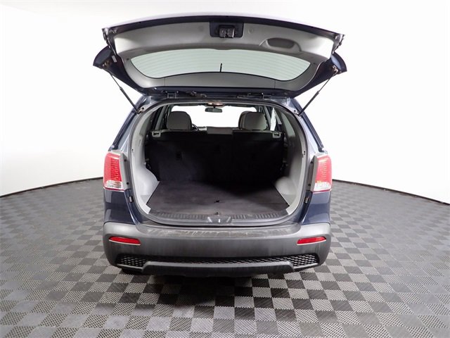 Used 2011 Kia Sorento 2WD image 11
