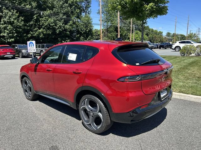 New 2026 Alfa Romeo Tonale w/ Active Assist Package AWD/4WD image 6