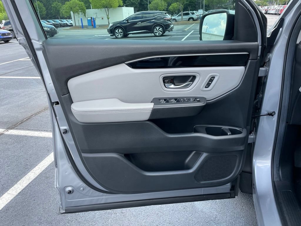 Certified 2025 Honda Pilot EX-L image 24