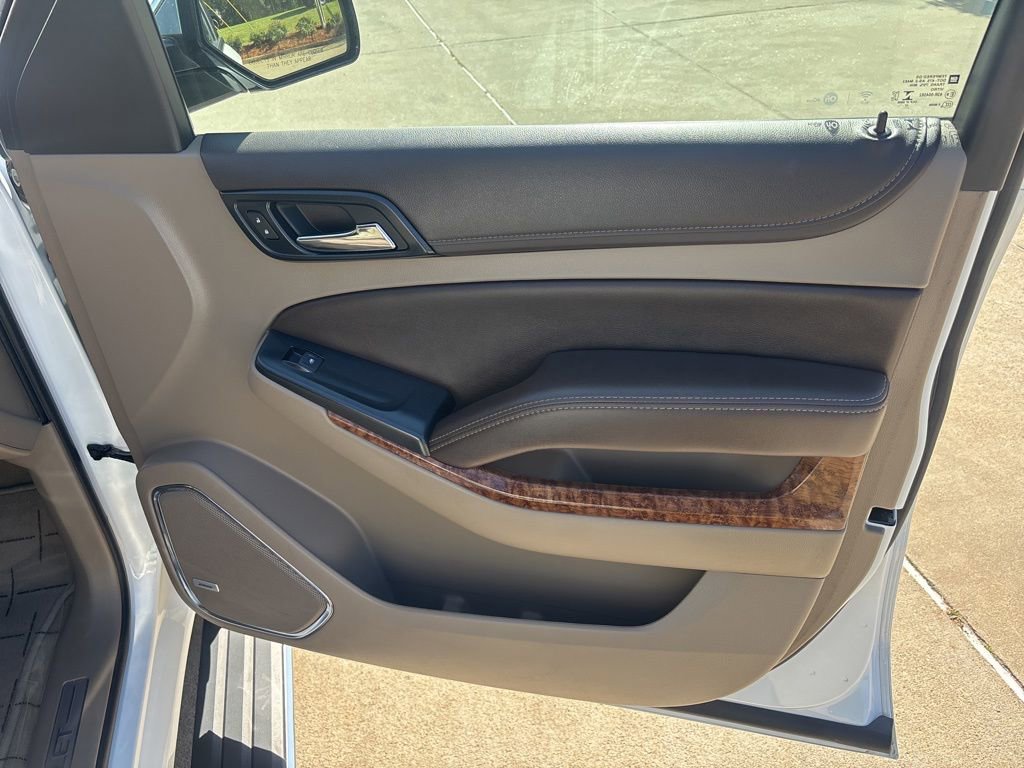 Used 2018 Chevrolet Suburban Premier image 55