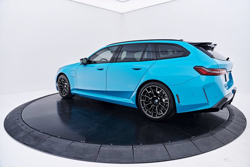 Used 2026 BMW M5 Touring w/ M Driver's Package AWD/4WD image 14