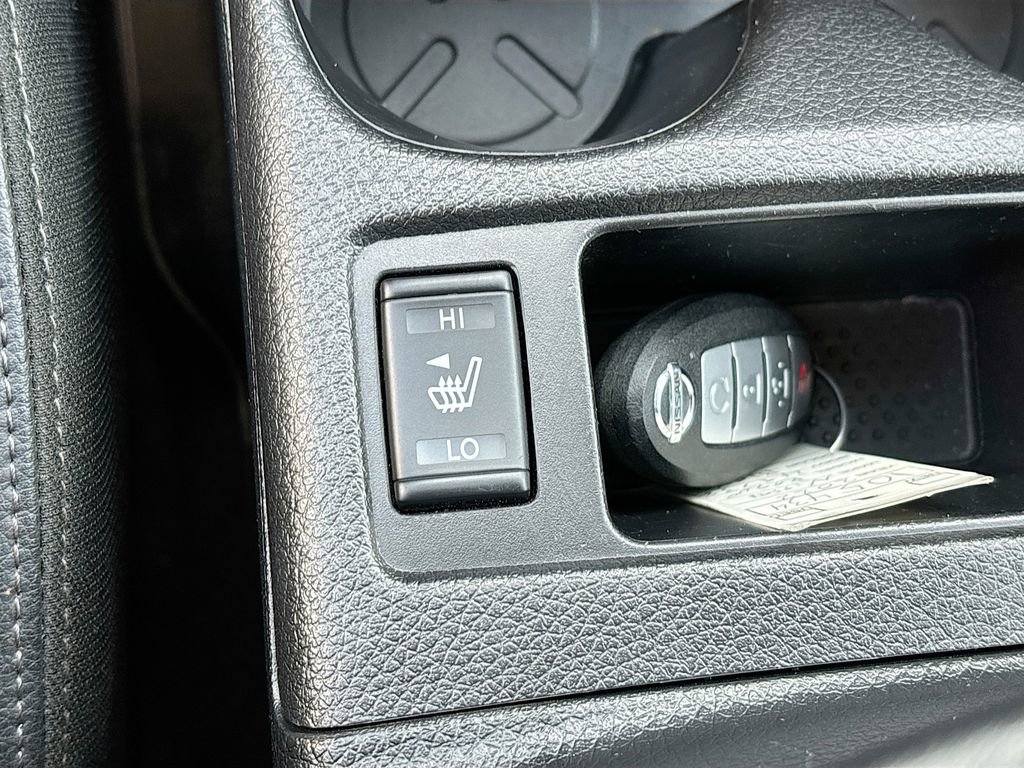 Used 2022 Nissan Rogue Sport SL w/ Premium Package image 21