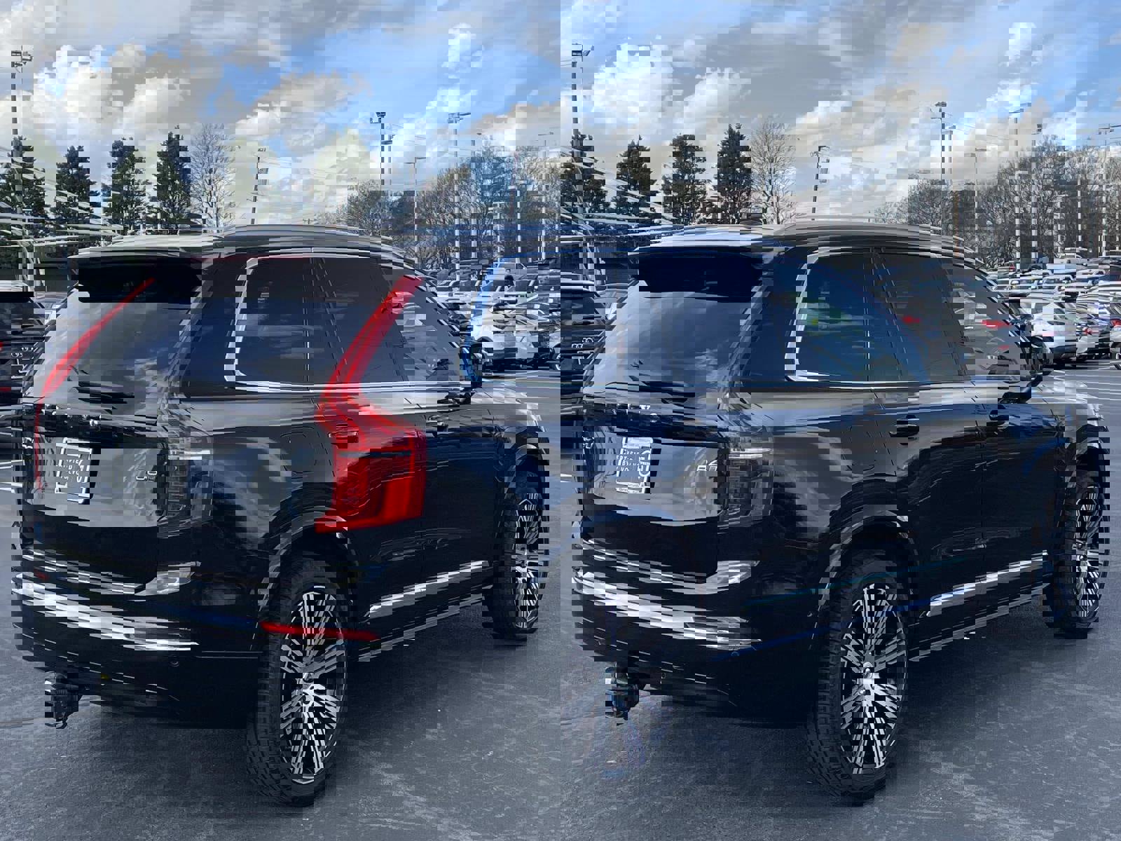 Certified 2024 Volvo XC90 B6 Ultimate image 7