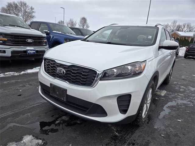 Used 2019 Kia Sorento LX w/ LX Convenience Package image 3