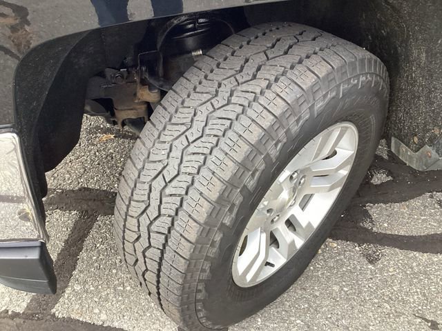 Used 2019 Chevrolet Silverado 1500 LT w/ All Star Edition image 18