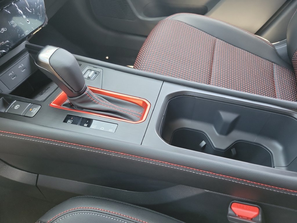 New 2026 Nissan Kicks SR FWD image 10