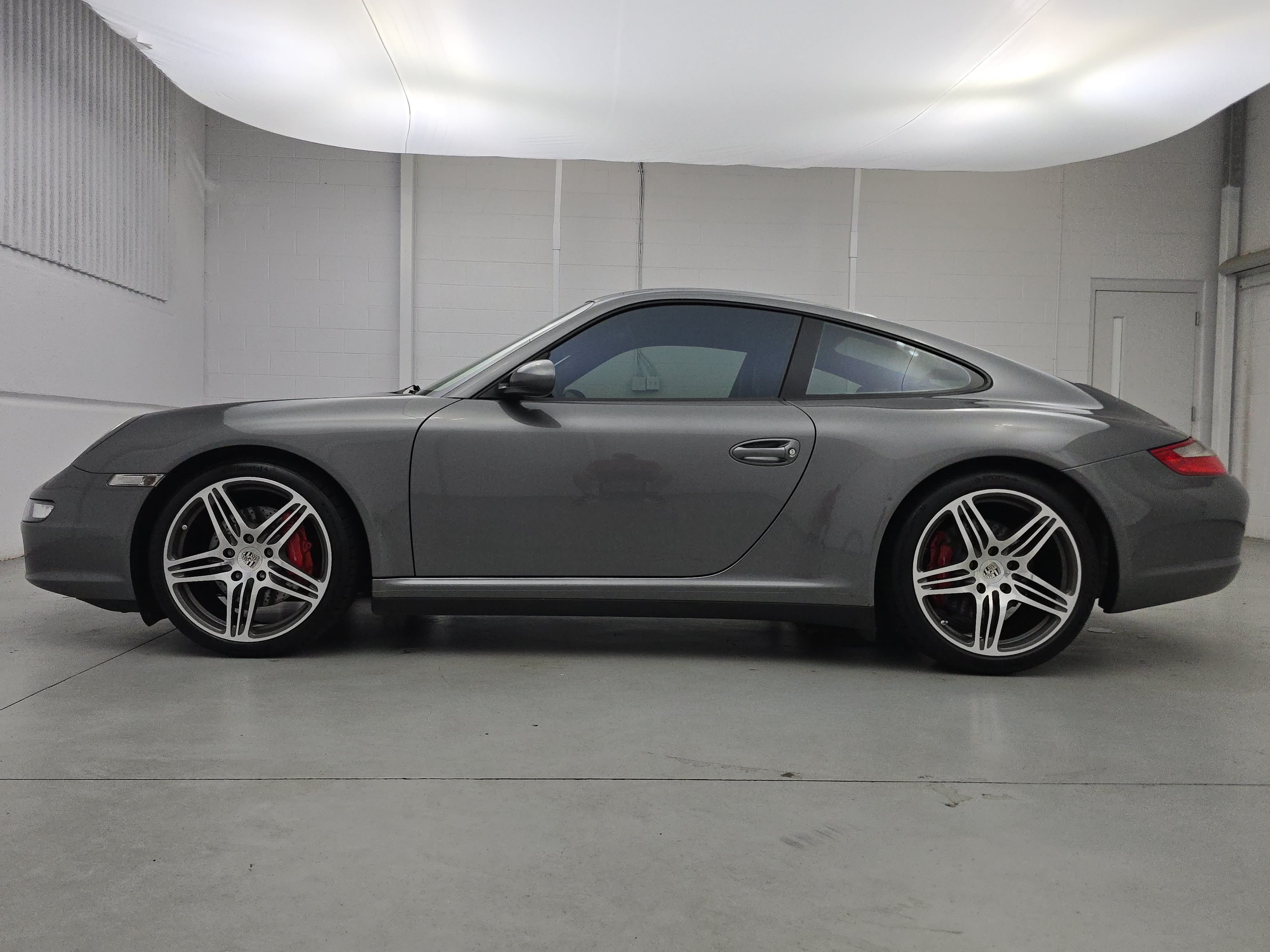 Used 2007 Porsche 911 Carrera 4S AWD/4WD image 2