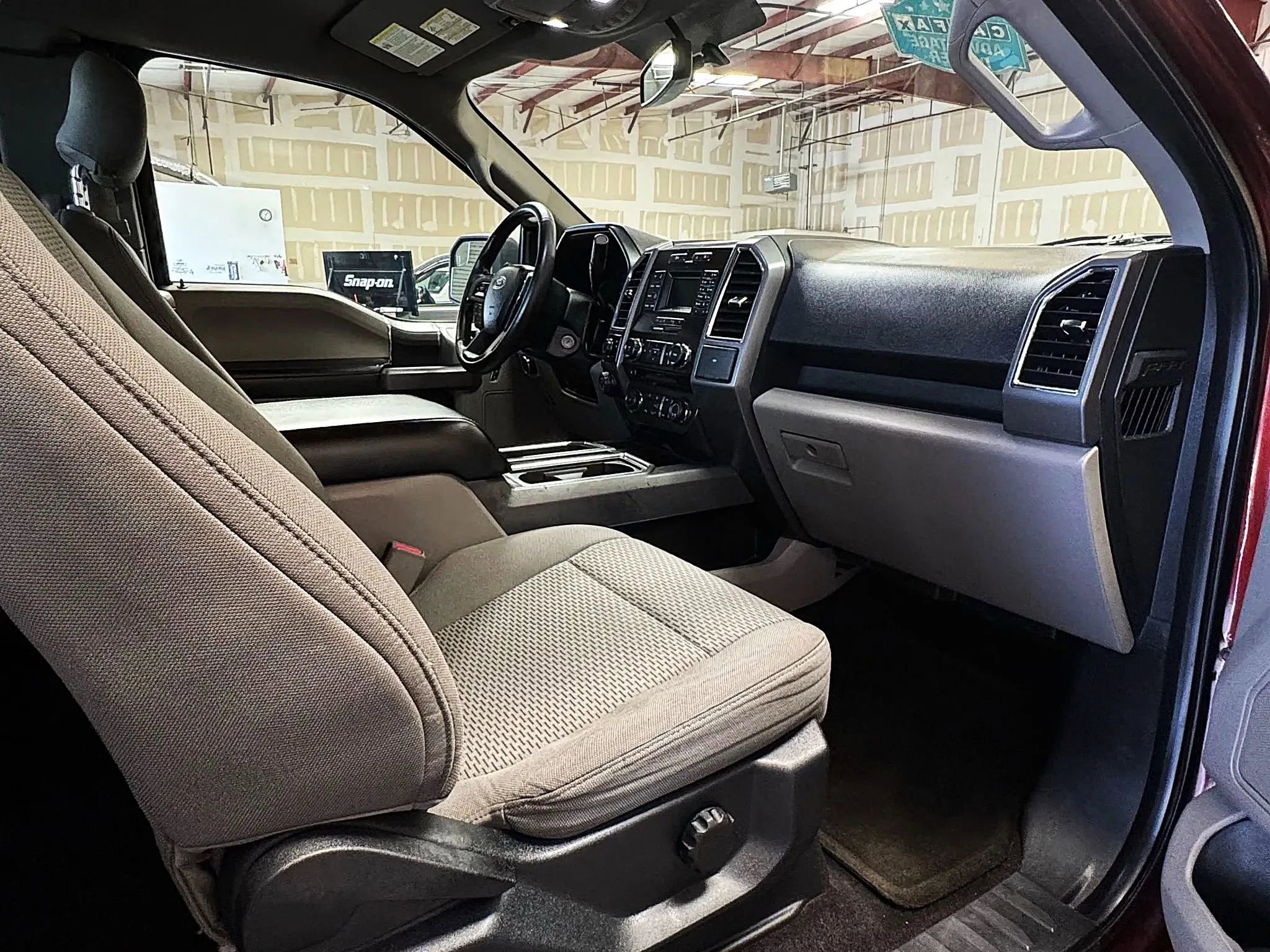 Used 2016 Ford F150 XLT w/ Equipment Group 301A Mid RWD image 16