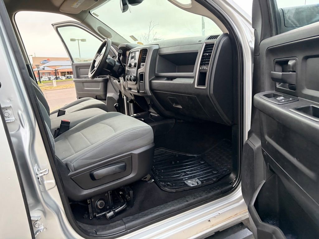Used 2018 RAM 2500 Tradesman w/ Chrome Appearance Group AWD/4WD image 22