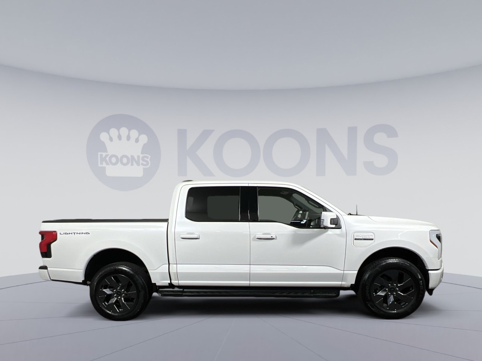 Used 2023 Ford F150 Lightning Lariat AWD/4WD image 12