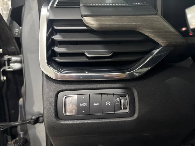 Used 2025 GMC Acadia Denali w/ Super Cruise Package AWD/4WD image 17