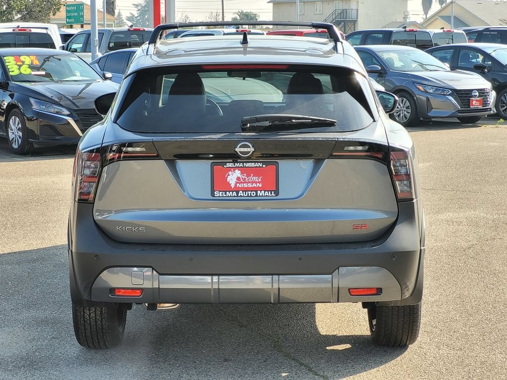 New 2026 Nissan Kicks SR FWD image 5
