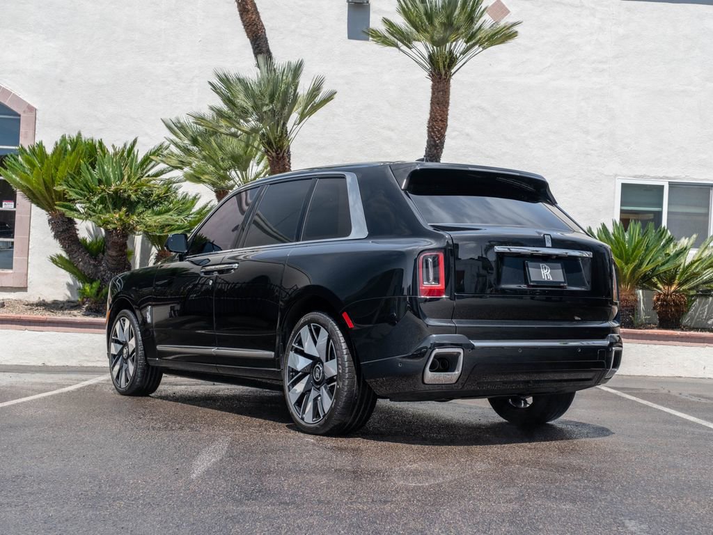 Used 2025 Rolls-Royce Cullinan AWD/4WD image 50