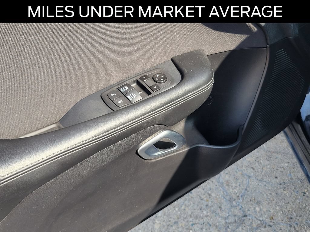 Used 2019 Dodge Challenger SXT RWD image 15