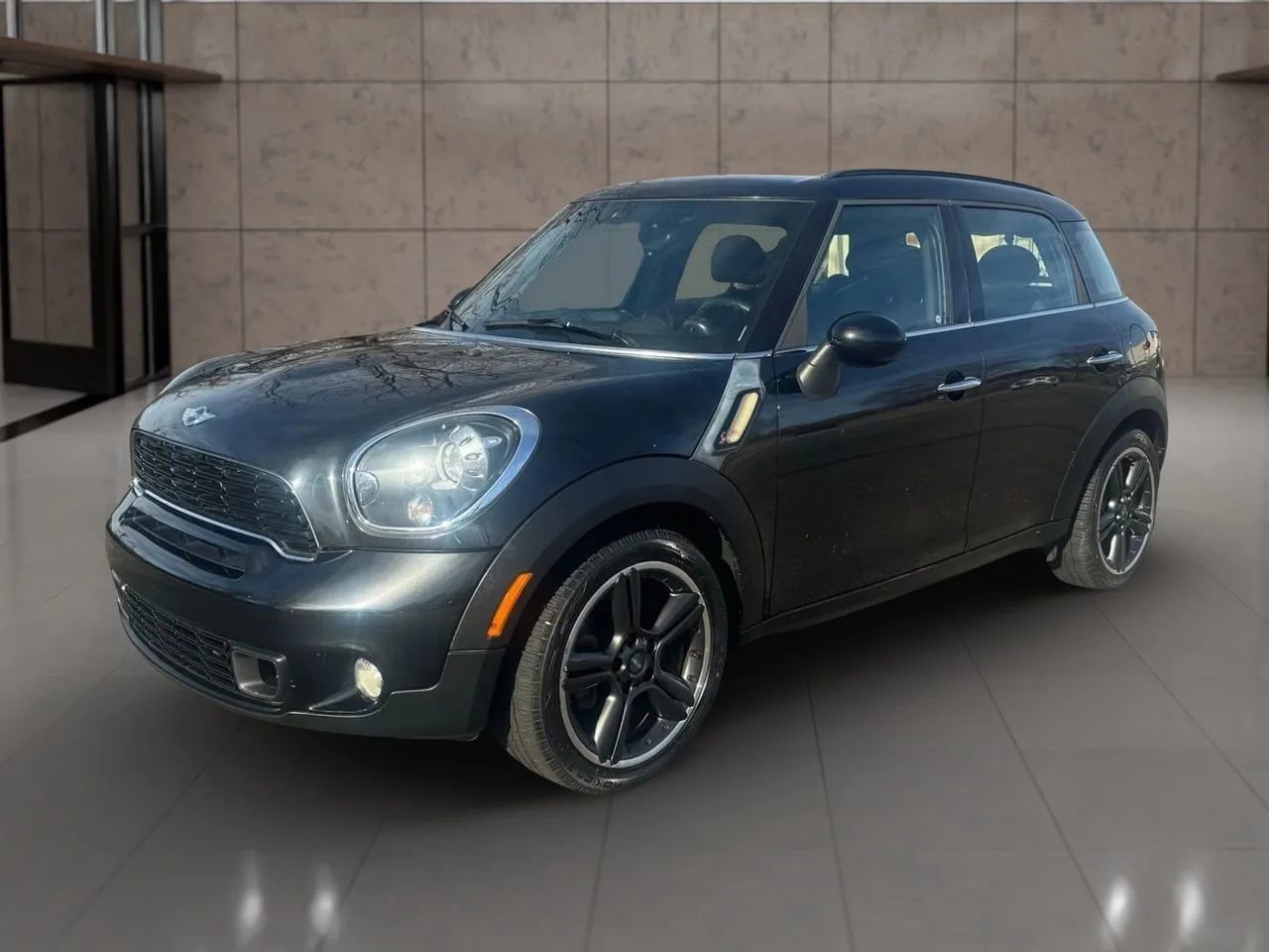Used 2014 MINI Cooper Countryman S image 3