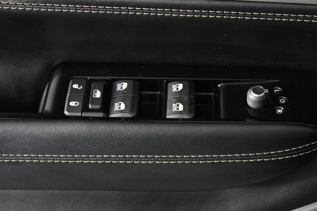 Used 2024 Jeep Wagoneer 4WD w/ Premium Group I image 26