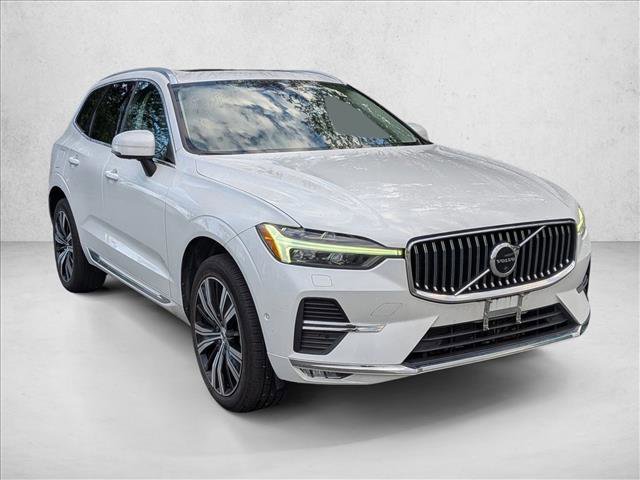 Used 2023 Volvo XC60 B5 Plus w/ Climate Package AWD/4WD image 3