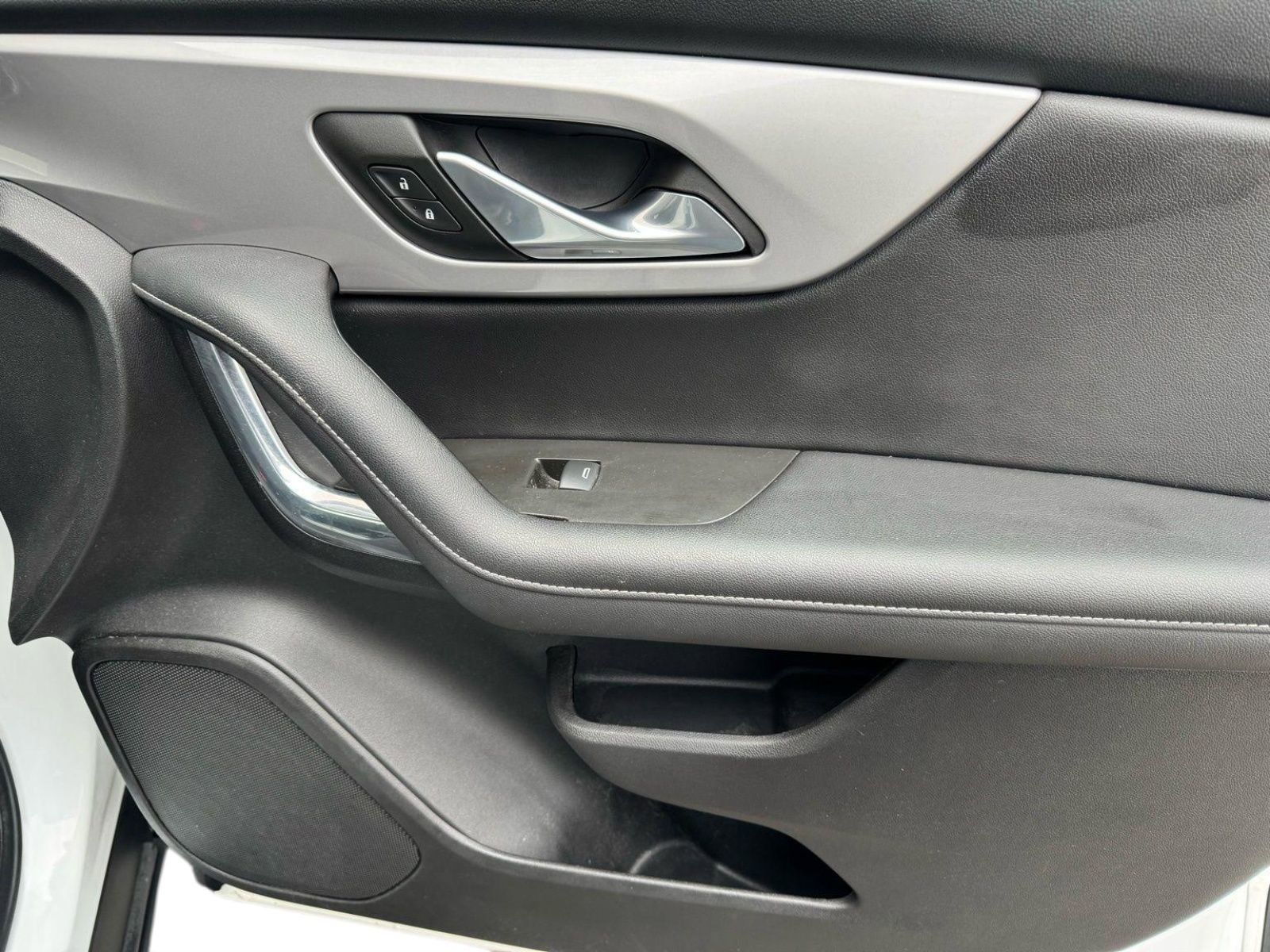 Used 2023 Chevrolet Blazer LT w/ Midnight/Sport Edition AWD/4WD image 15