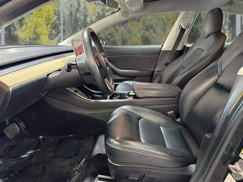 Used 2019 Tesla Model 3 Long Range RWD image 9