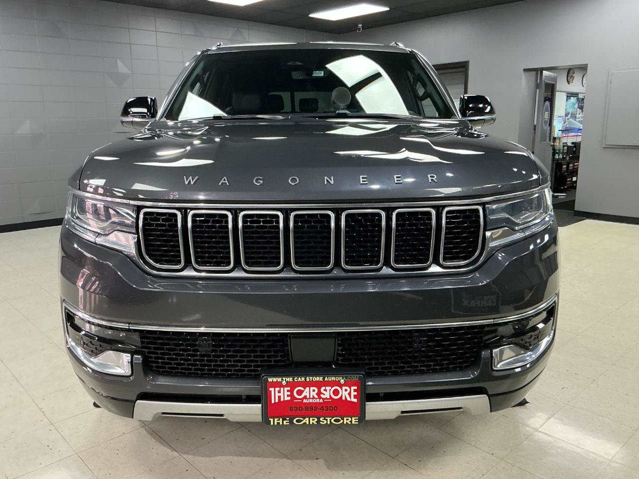 Used 2024 Jeep Wagoneer L Series II w/ Flexible Seating Group AWD/4WD image 8