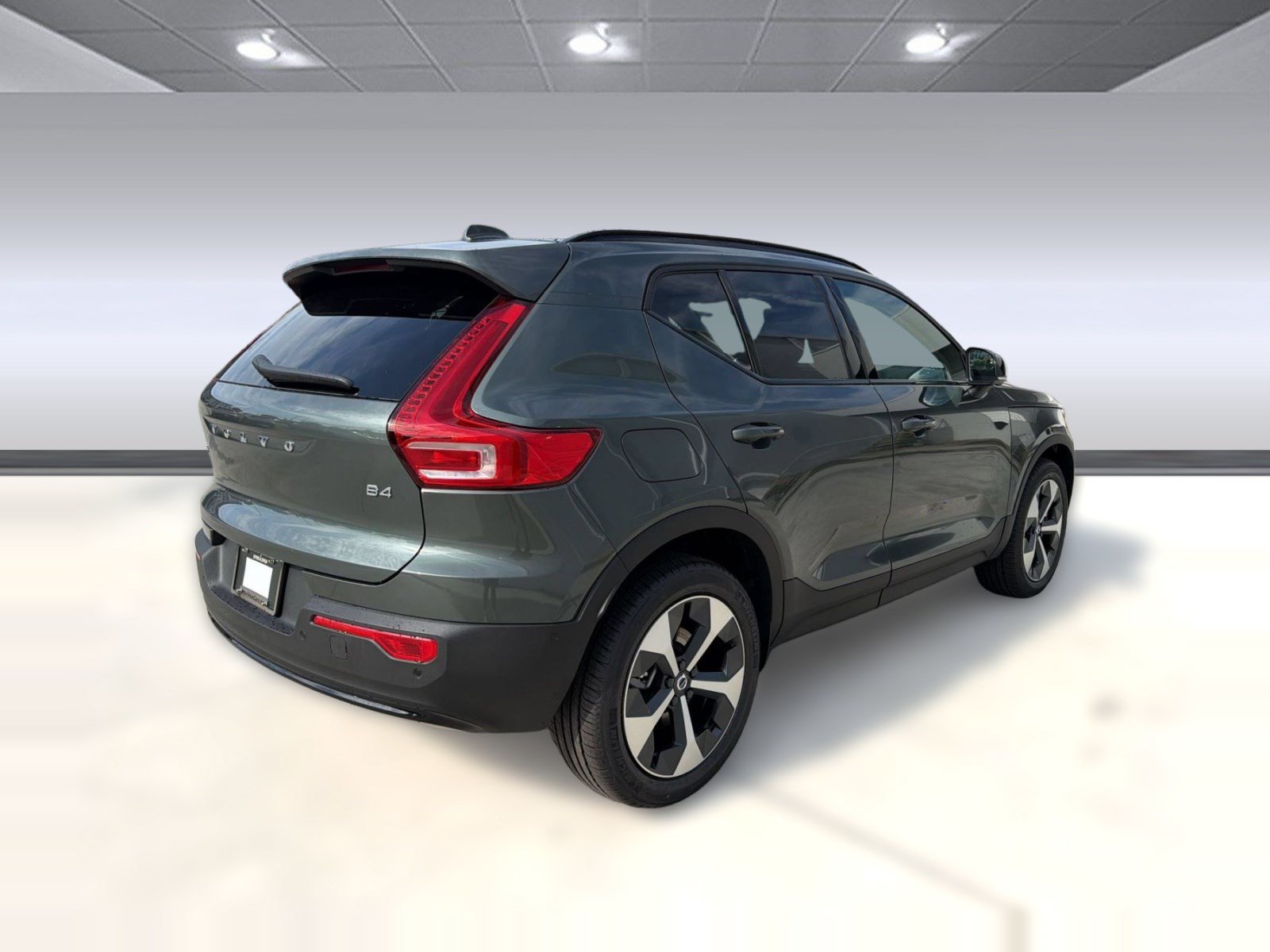 New 2026 Volvo XC40 B4 Plus w/ Protection Package Premier FWD image 9