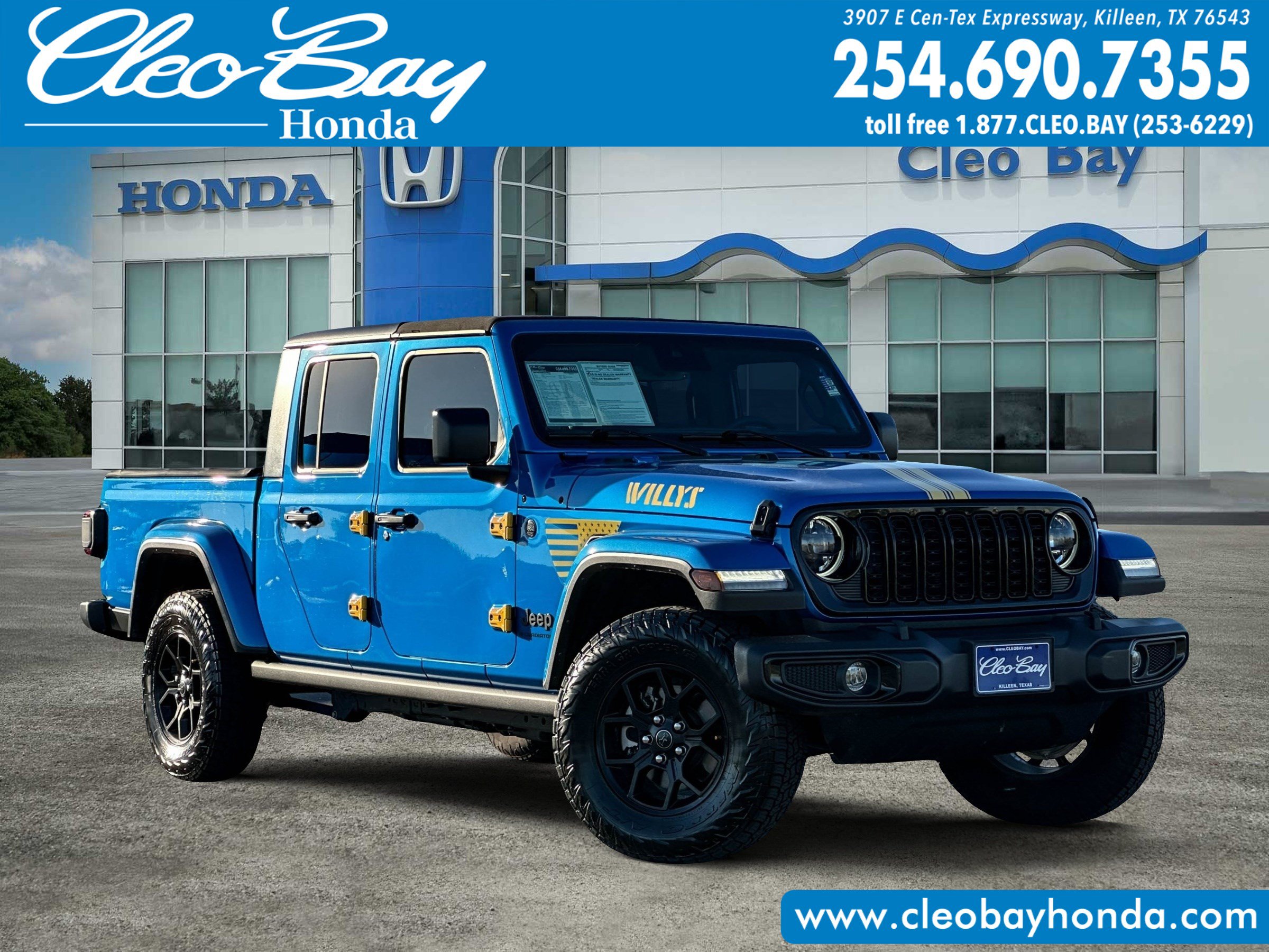 Used 2024 Jeep Gladiator Sport AWD/4WD image 1