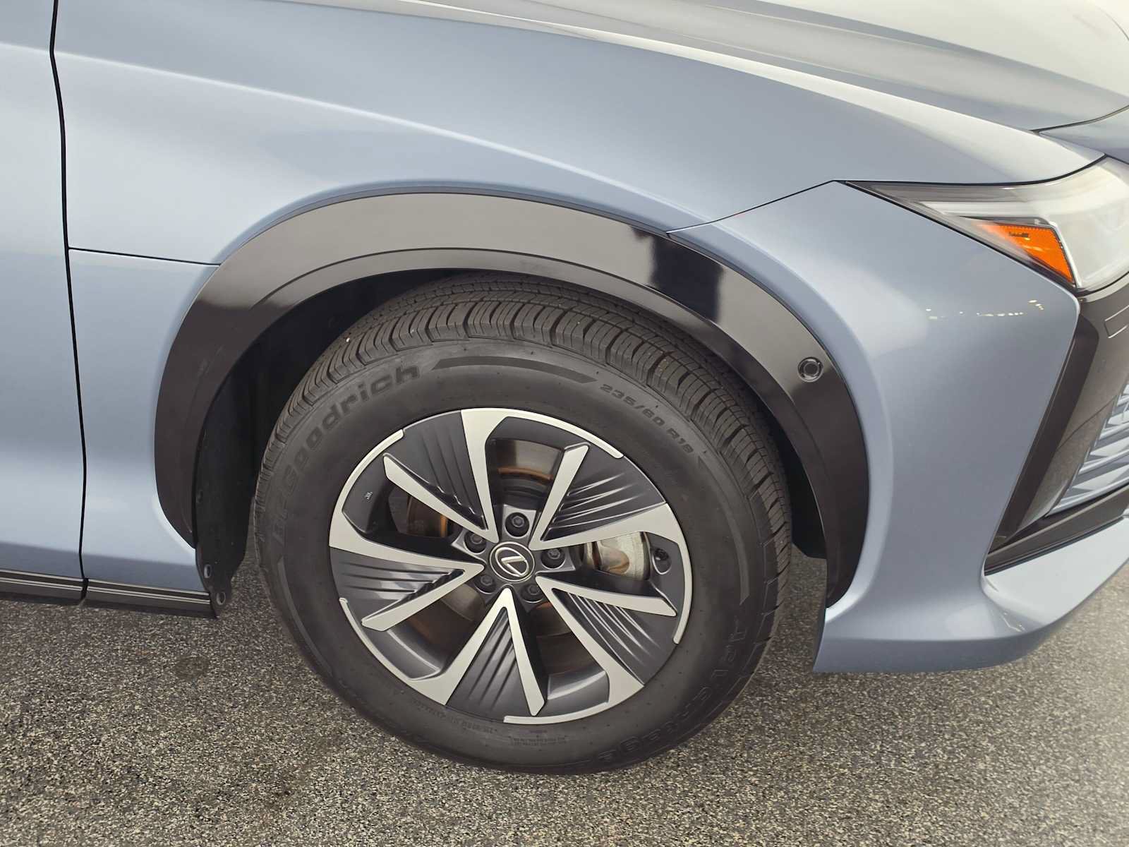 Certified 2023 Lexus RZ 450e Premium w/ Technology Package AWD/4WD image 9