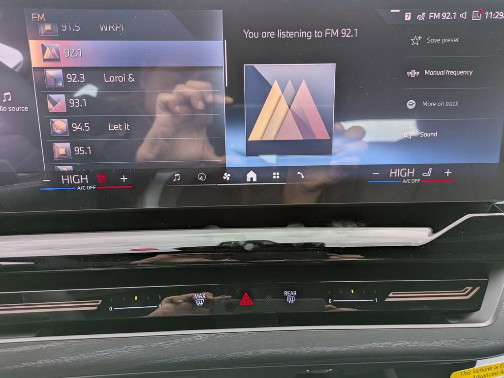 New 2026 BMW 530i xDrive w/ M Sport Package image 22