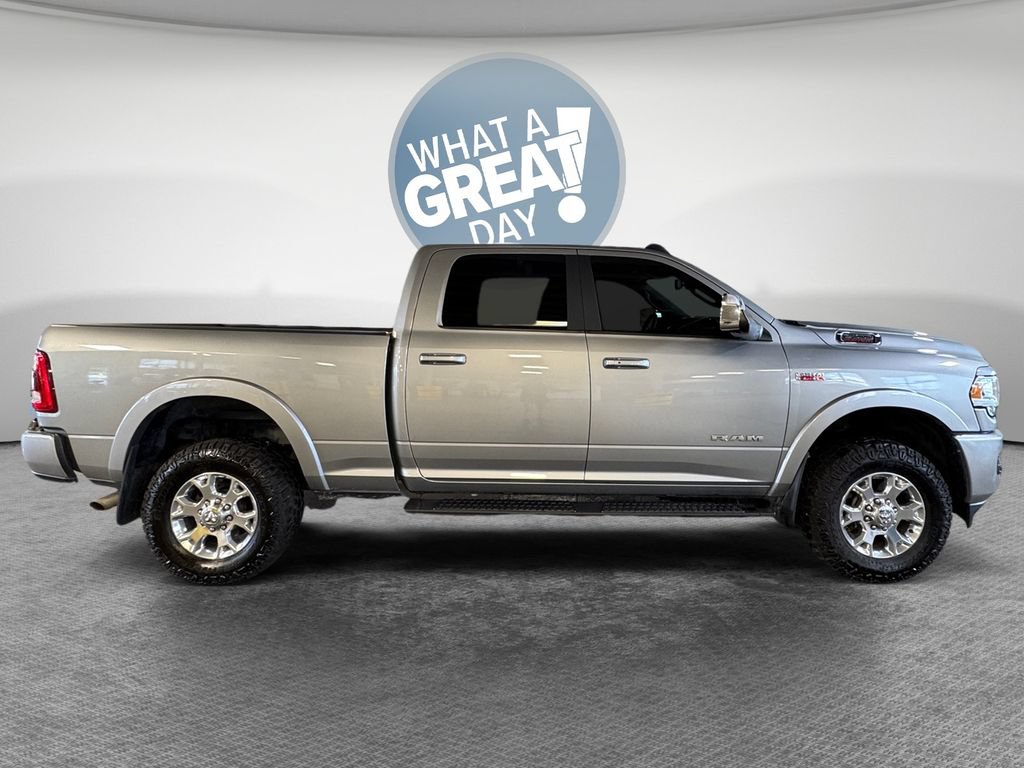 Used 2022 RAM 2500 Laramie AWD/4WD image 2