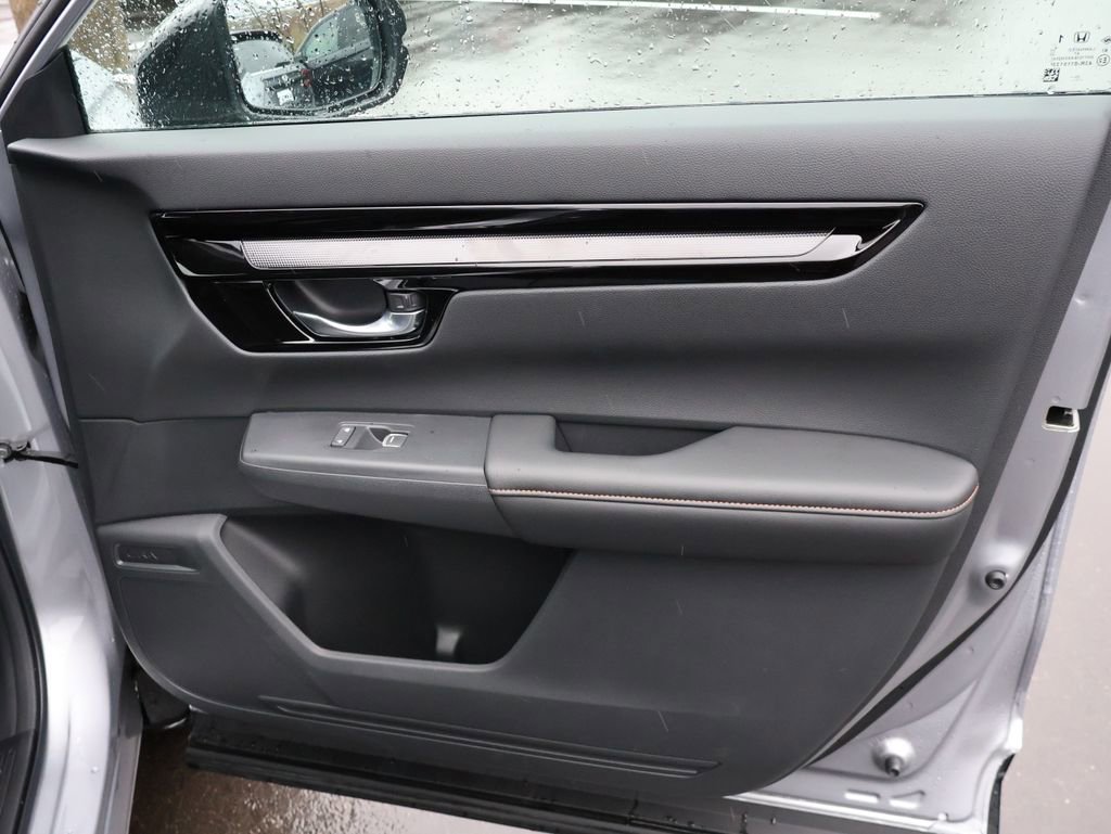 Certified 2026 Honda CR-V Sport Touring image 11