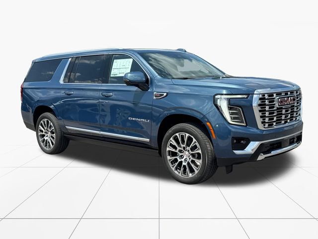 New 2026 GMC Yukon XL Denali w/ Denali Reserve Package AWD/4WD image 8