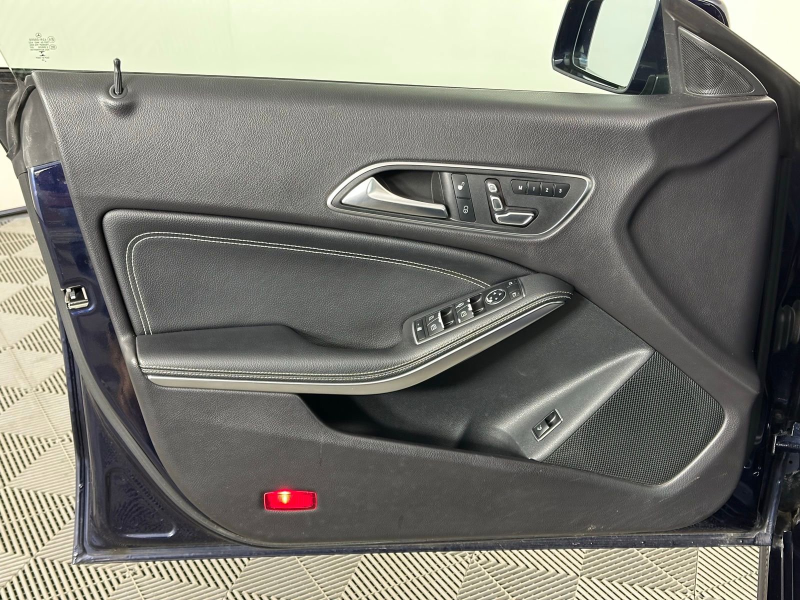 Used 2019 Mercedes-Benz CLA 250 image 31