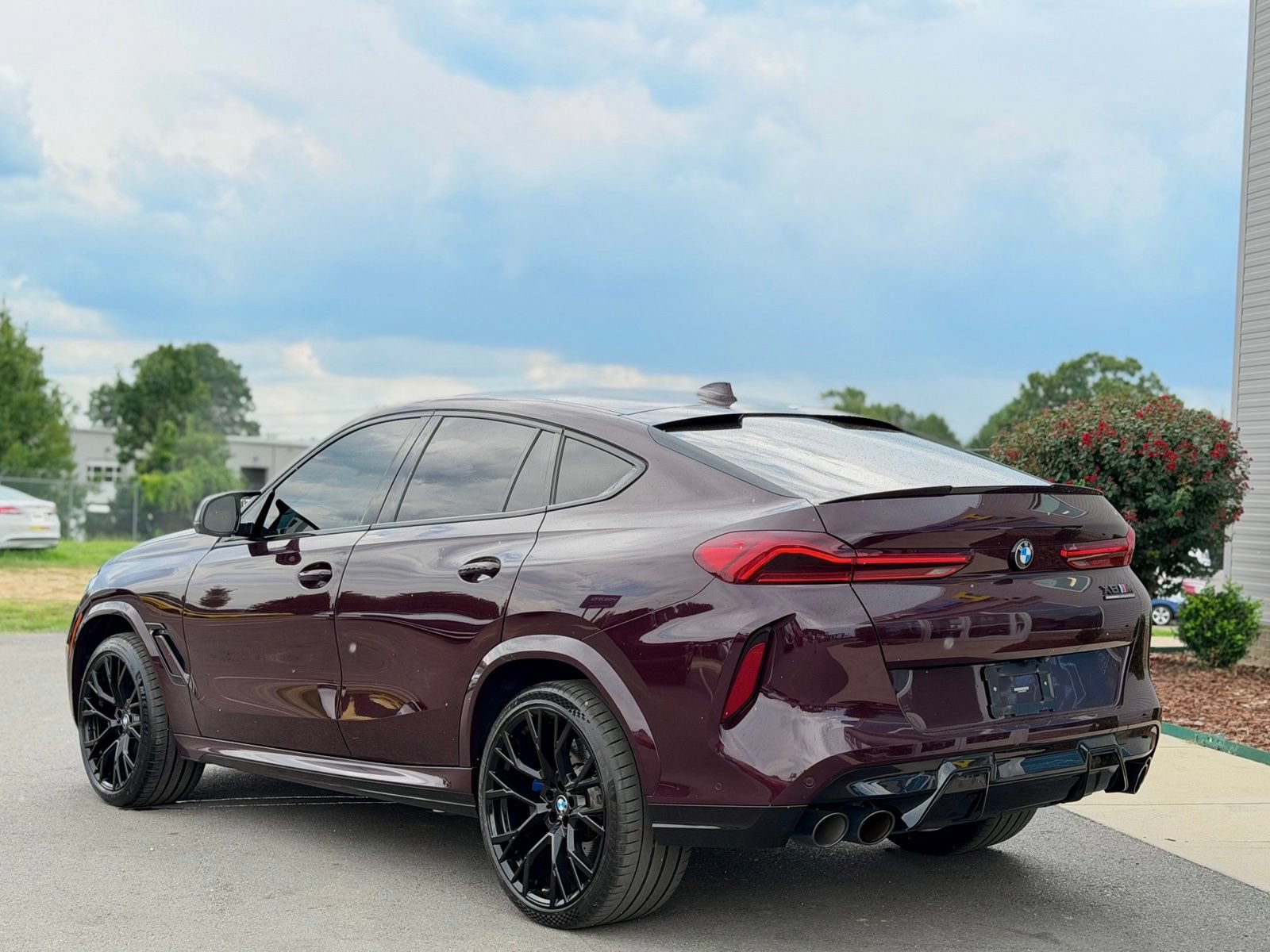 Used 2020 BMW X6 M Competition AWD/4WD image 18