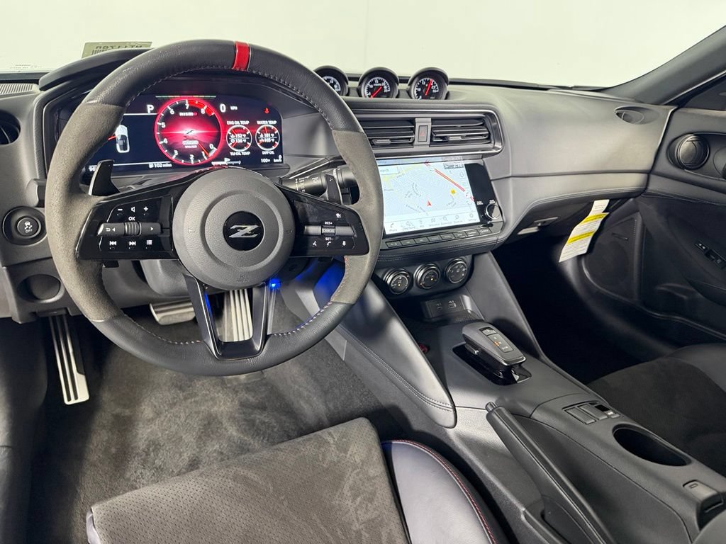 Used 2025 Nissan Z NISMO w/ Floor Mat Package RWD image 12