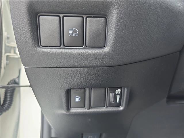 Used 2021 Toyota C-HR Nightshade image 25