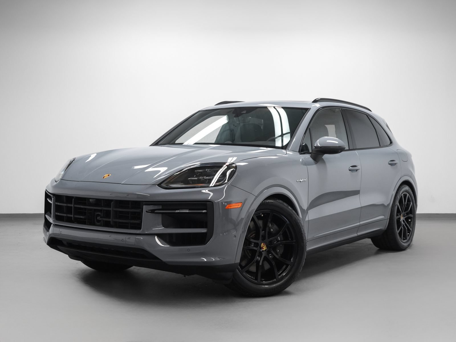 Certified 2024 Porsche Cayenne AWD/4WD image 6