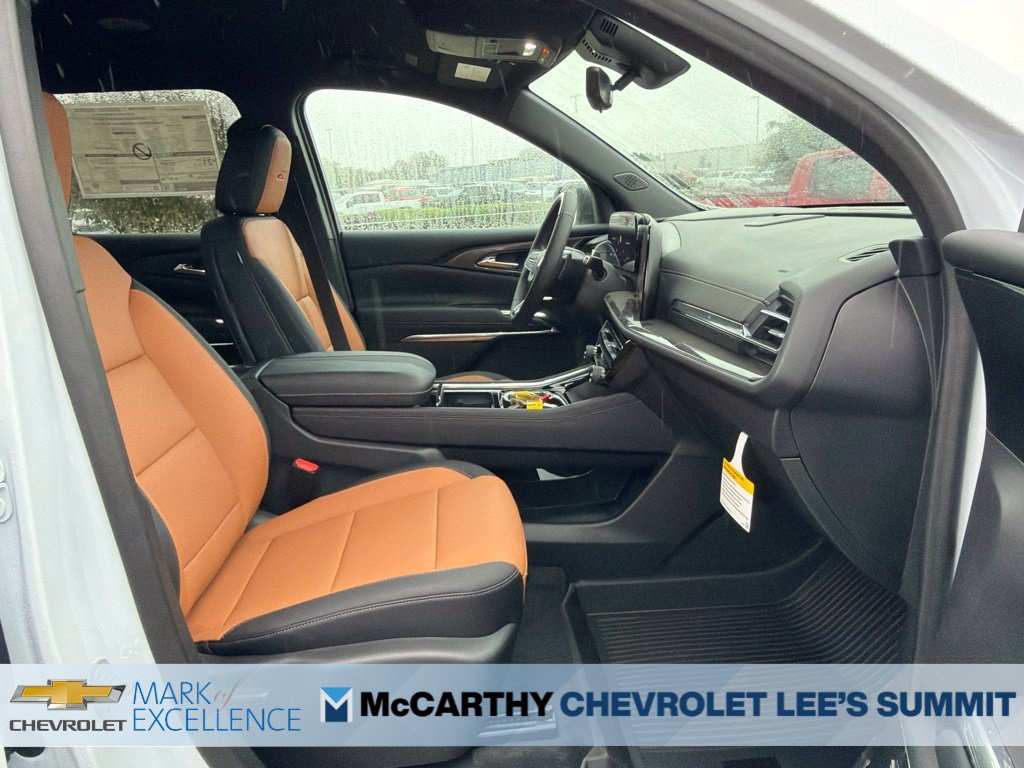New 2027 Chevrolet Traverse Z71 w/ Enhanced Driving Package AWD/4WD image 29