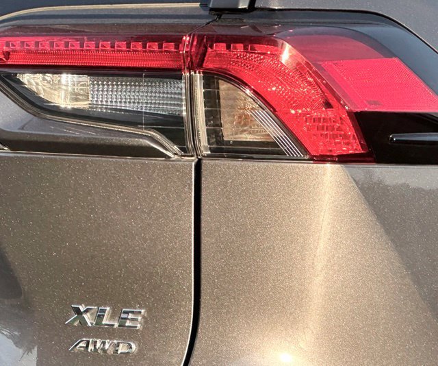 Used 2024 Toyota RAV4 XLE AWD/4WD image 10