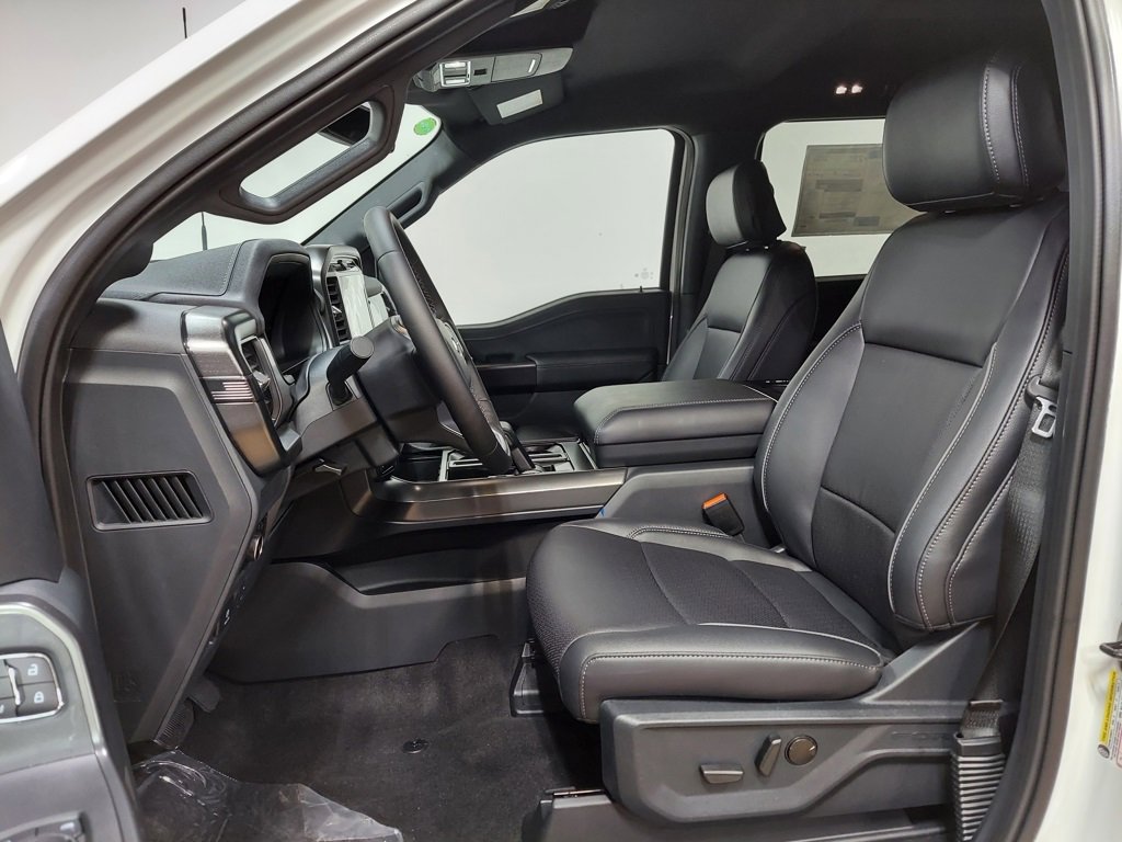 New 2025 Ford F150 Lariat image 3