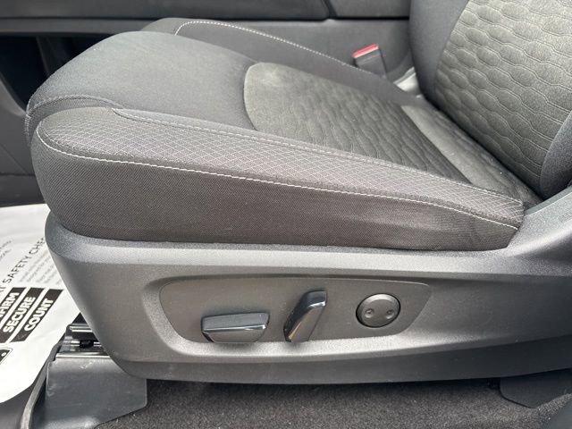 Used 2024 Nissan Pathfinder SV image 10