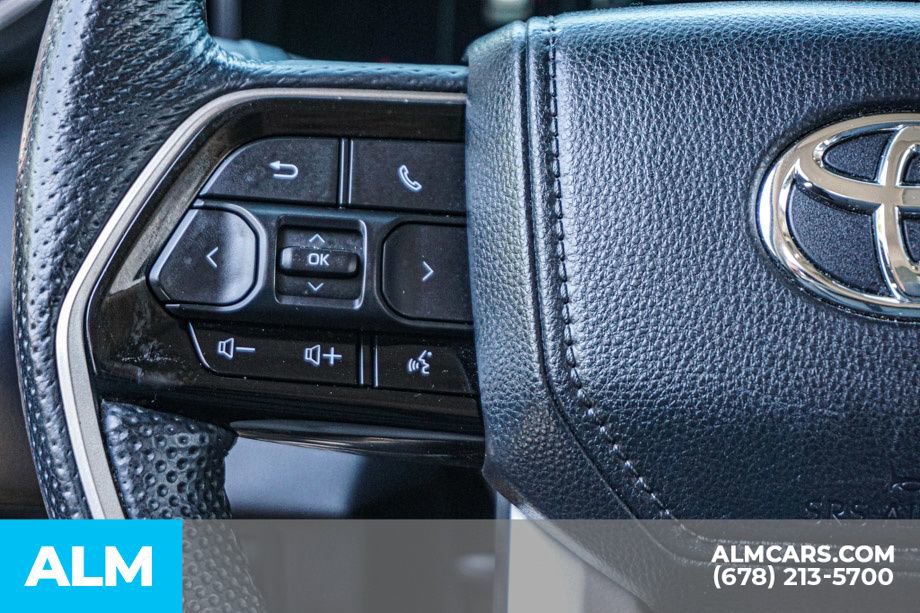 Used 2024 Toyota Sequoia SR5 w/ SR5 Premium Package AWD/4WD image 31