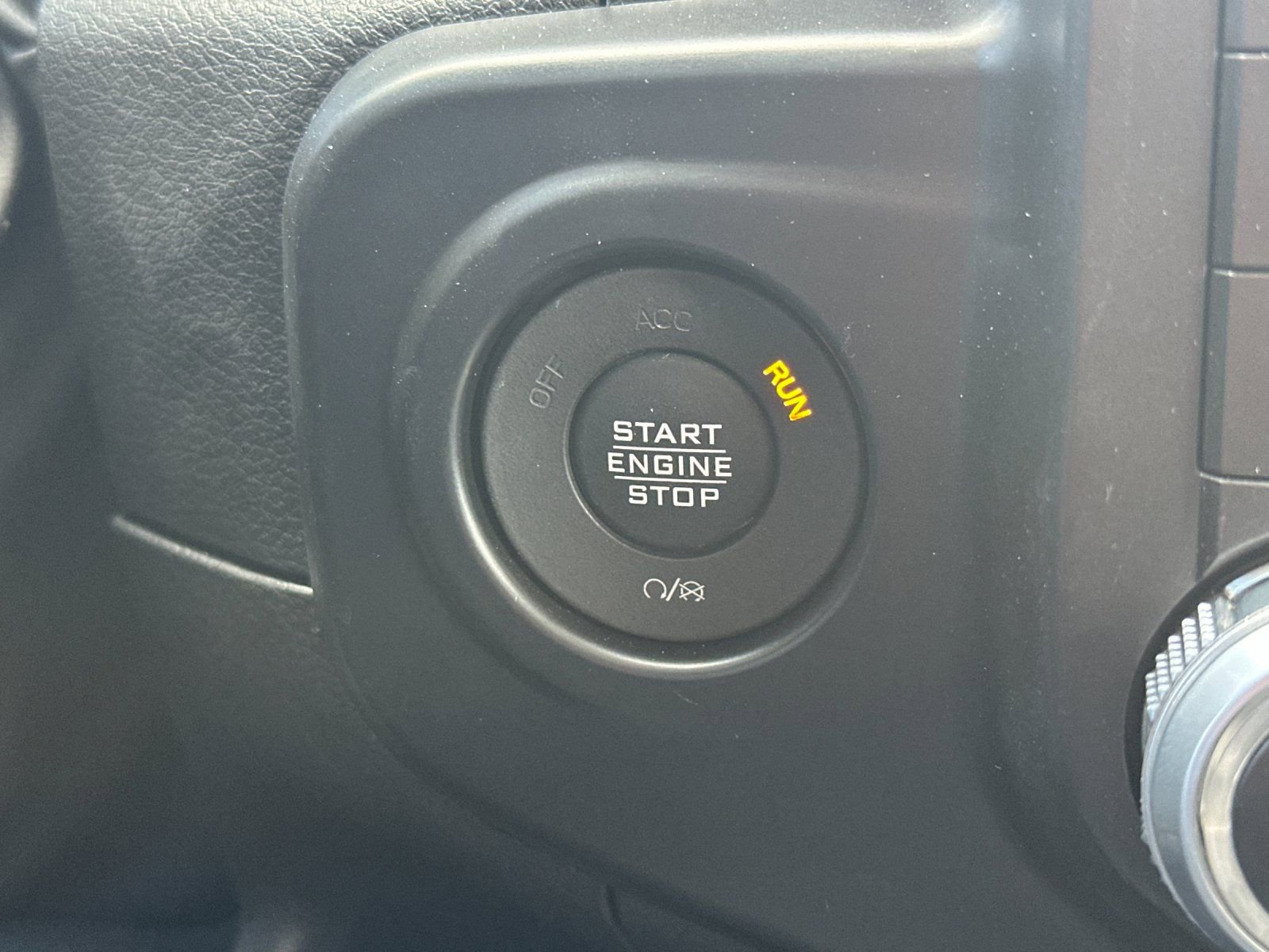 Used 2022 Jeep Wrangler Unlimited Sport AWD/4WD image 24