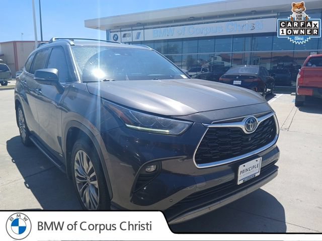 Used 2020 Toyota Highlander Platinum AWD/4WD image 1