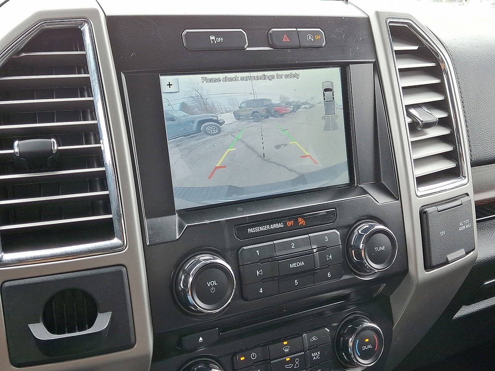 Used 2016 Ford F150 Lariat w/ Equipment Group 501A Mid image 20