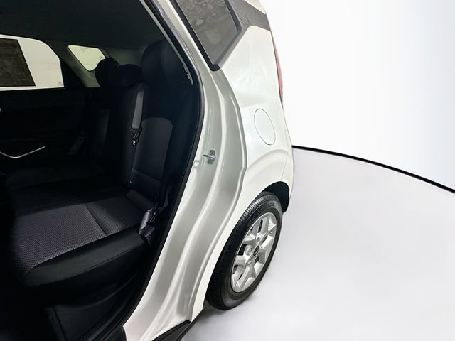 Used 2023 Kia Soul LX w/ LX Technology Package FWD image 25