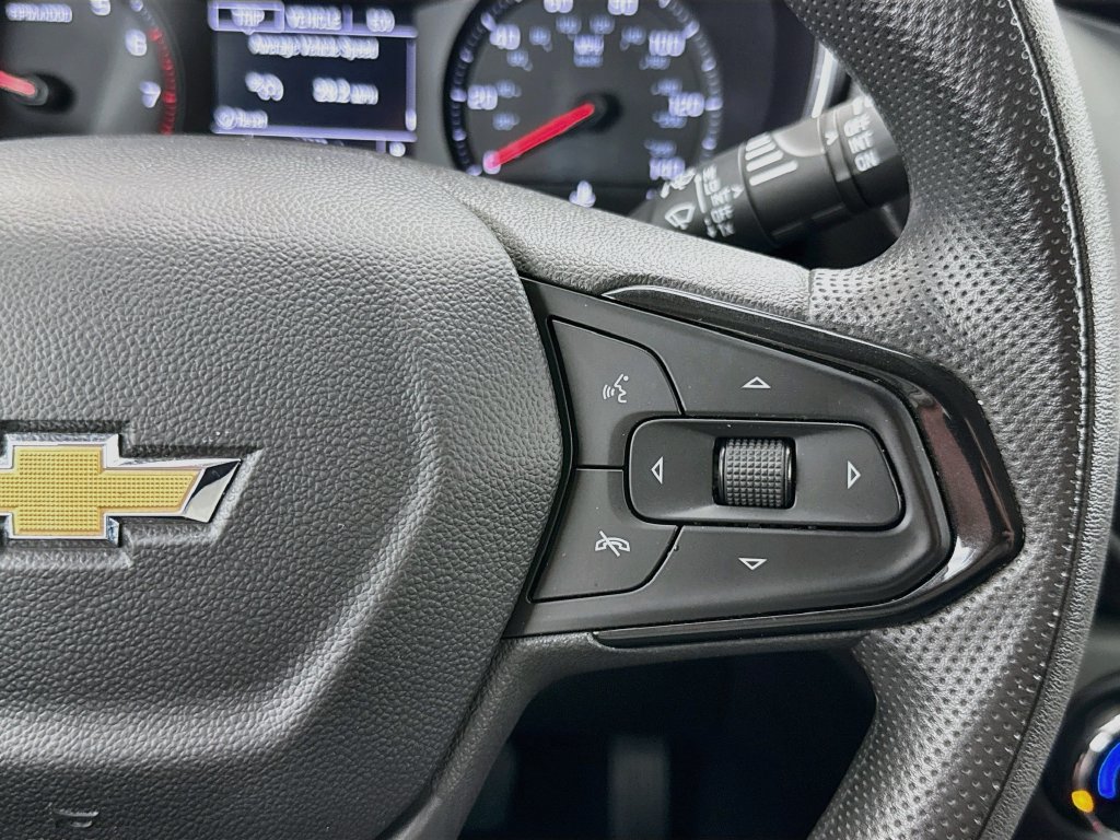 Used 2023 Chevrolet TrailBlazer LT FWD image 12