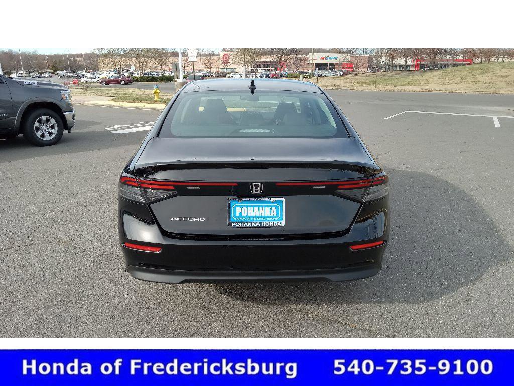 Certified 2025 Honda Accord SE image 7